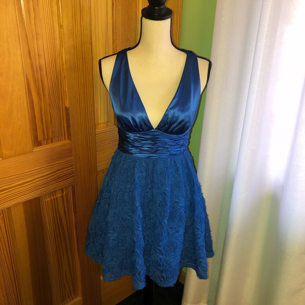 Royal Blue Backless Cocktail Dress-Adrianna Papell